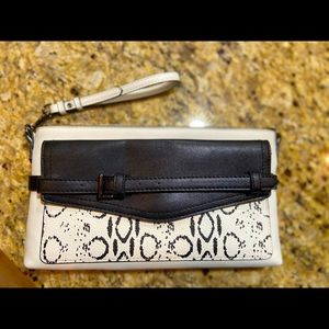 Reed Snake Animal Print Clutch Wristlet Purse New